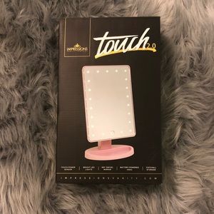 IMPRESSIONS VANITY ROSE GOLD TOUCH MIRROR